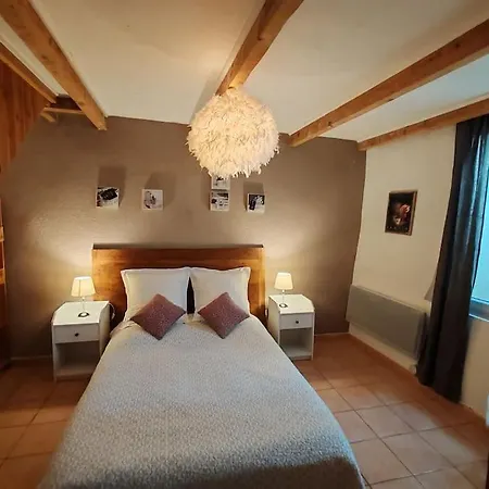 Gite L'abri Au Coeur Du Luberon Nyaraló *